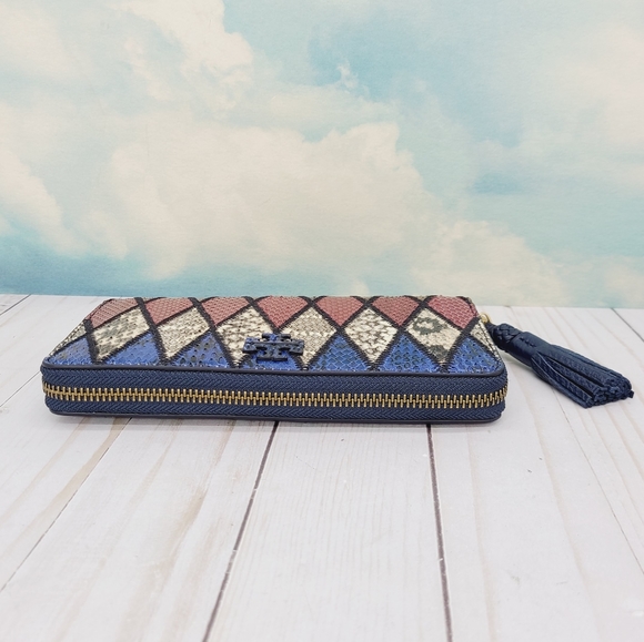 Tory Burch Taylor Zip Continental Wallet - Picture 4 of 9